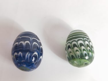 (2) Vintage Pulled Feather Art Glass Eggs