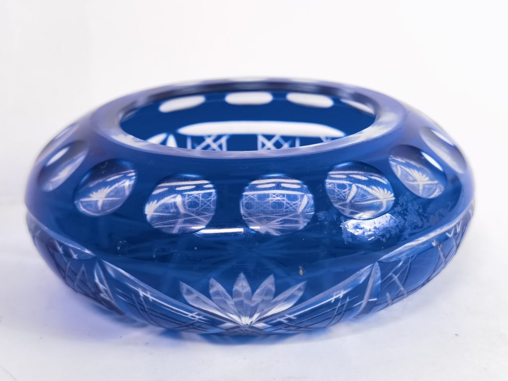 Vintage Bohemian Cobalt Blue Cut-to-Clear Glass Bo (1 of 3)