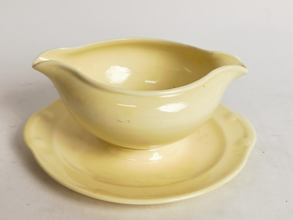 Vintage Taylor, Smith & Taylor Lu-ray Pastel Gravy: Vintage Taylor, Smith & Taylor Lu-ray Pastel Gravy Bowl, 3.5in by 7.5in