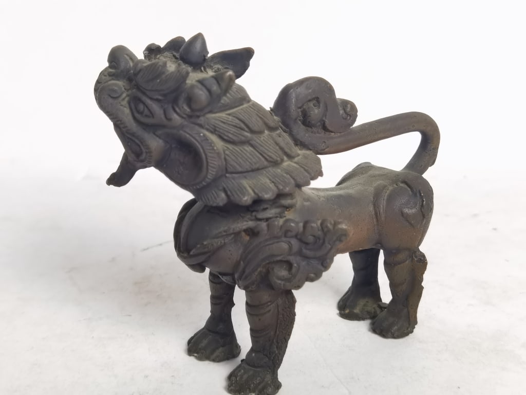 Antique Chinese Bronze Sacred Animal: Antique Chinese Bronze Sacred Animal, 3.5in by 3.75in