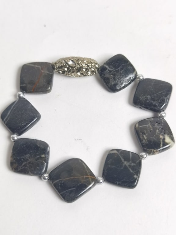 Vintage Black Agate Bead Bracelet (1 of 3)