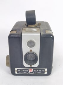 Vintage Kodak Brownie Hawkeye Flash Camera
