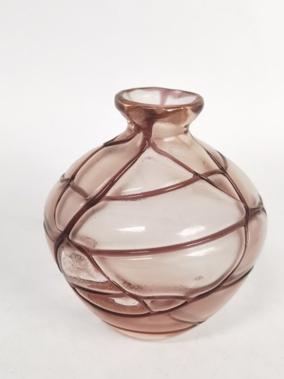 Vintage Art Nouveau Bohemian Veined Glass Vase: Vintage Art Nouveau Bohemian Veined Glass Vase, 4.25in