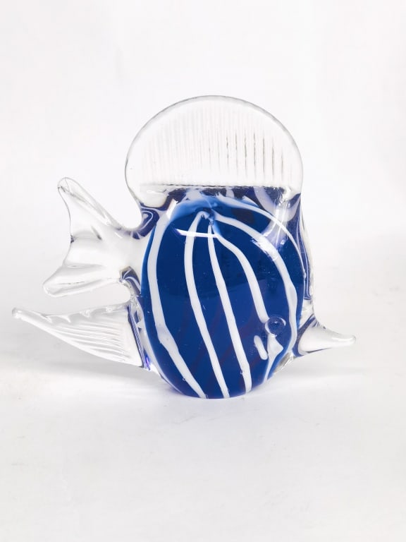 Vintage Murano Italy Blue/White Art Glass Fish: Vintage Murano Italy Blue/White Art Glass Fish, 4.5in by 4in