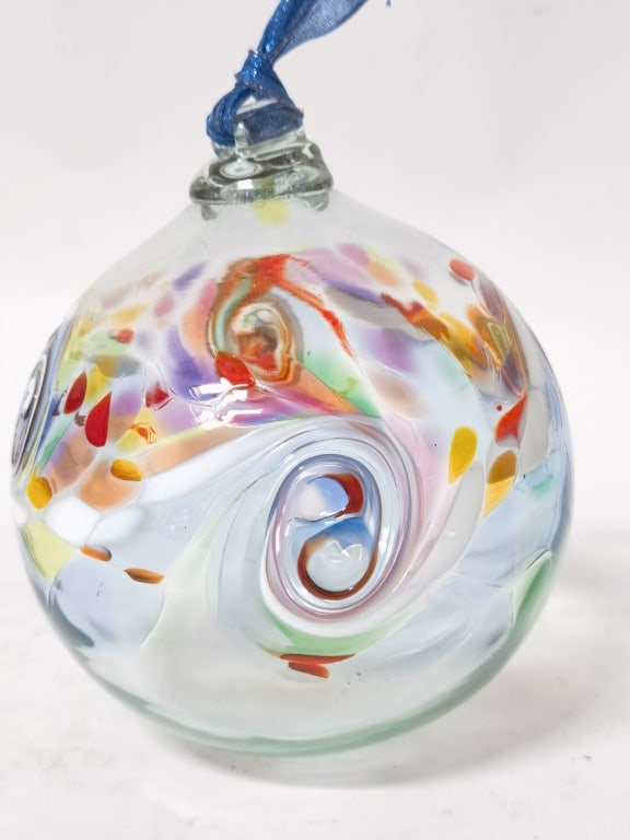 Large Vintage Multicolor Swirl Glass Ornament: Large Vintage Multicolor Swirl Glass Ornament, 5in