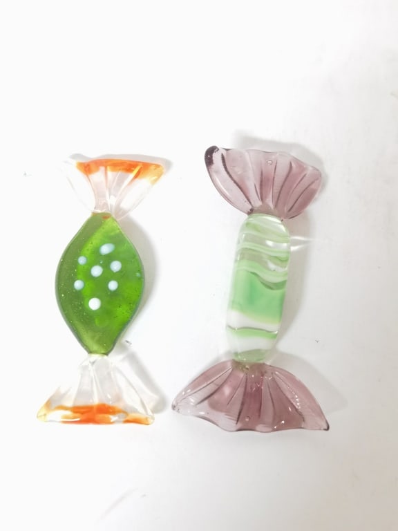 (2) Vintage Murano Italy Art Glass Candies: (2) Vintage Murano Italy Art Glass Candies, 3in