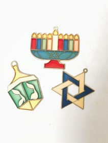 (3) Vintage Jewish Glass Pendants