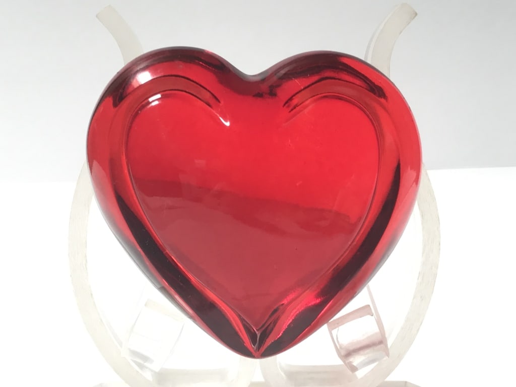 Unmarked Red Heart Glass Paperweight: Unmarked Red Heart Glass Paperweight, 1 5/8in by 2 7/8in