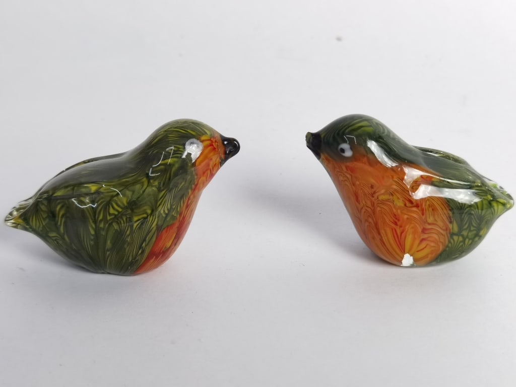 (2) Vintage Murano Italy Art Glass Birds: (2) Vintage Murano Italy Art Glass Birds, 2in by 3in