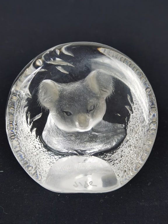 Mats Jonasson Koala Crystal Paperweight (1 of 4)
