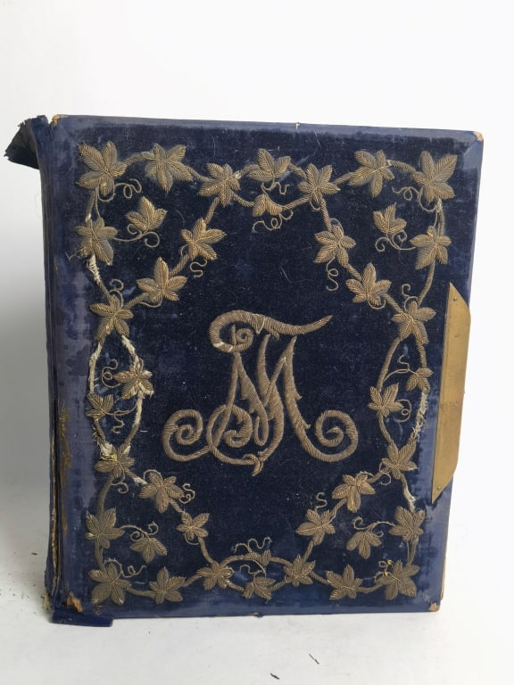 Antique Velvet Embroidered Album: Antique Velvet Embroidered Album, 3.25in by 12.5in by 10.5in