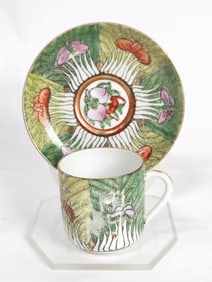 Vintage Chinese Export Porcelain Famille Rose Meda