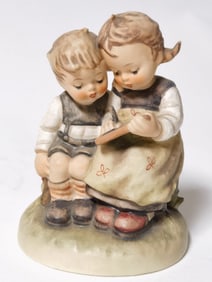 1956 Vintage Goebel Hummel Porcelain The Smart Lit