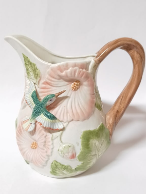 1987 Fitz & Floyd Porcelain Floral 2Qt Water Pitch: 1987 Fitz & Floyd Porcelain Floral 2Qt Water Pitcher, 8.75in