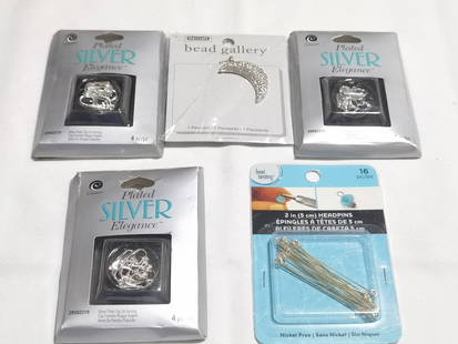 Group of Jewelry Parts: Group of Jewelry Parts