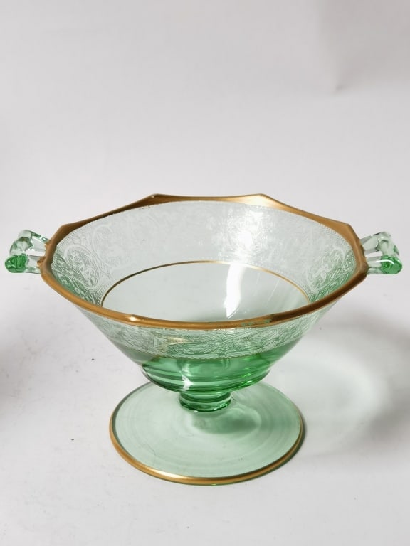 Vintage Hazel Atlas Green Depression Glass Bowl: Vintage Hazel Atlas Green Depression Glass Bowl, 4in by 6.75in
