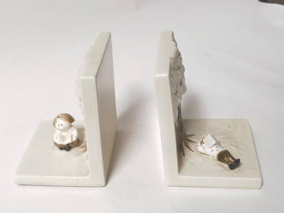 Pr. of 1976 Fitz & Floyd Porcelain Reading Girl Bo: Pr. of 1976 Fitz & Floyd Porcelain Reading Girl Bookends, 5.75in by 4.75in by 4.25in