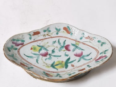 Qing Chinese Porcelain Famille Rose Footed Plate