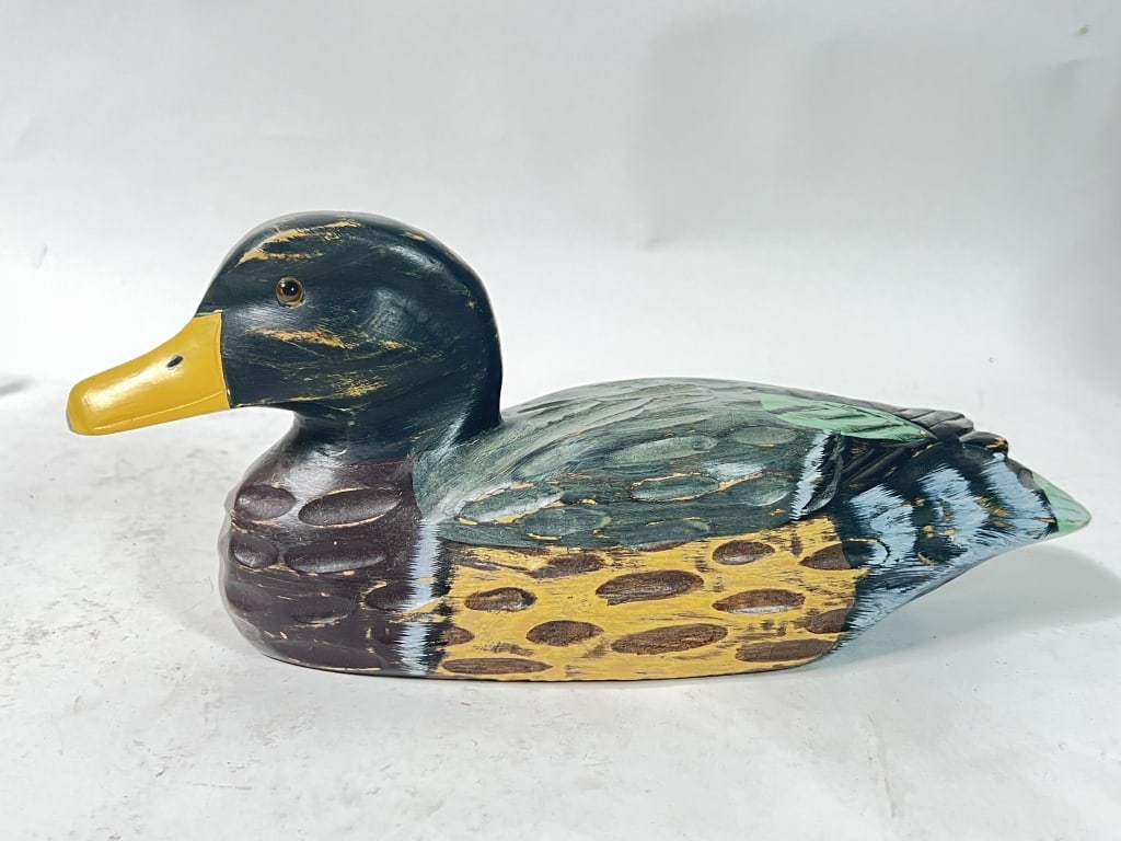 Vintage Heritage Mink Ltd. Wood Carved Duck Decoy: Vintage Heritage Mink Ltd. Wood Carved Duck Decoy, 5in by 12in
