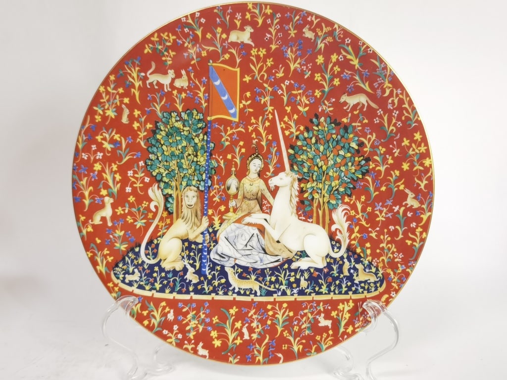 1978 CH Field Haviland Limoges La Dame a la Licorn: 1978 CH Field Haviland Limoges La Dame a la Licorne, 10in