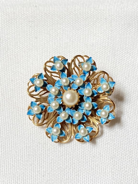 Costume Faux Pearl Blue Enamel Flower Brooch: Costume Faux Pearl Blue Enamel Flower Brooch, 1.75in