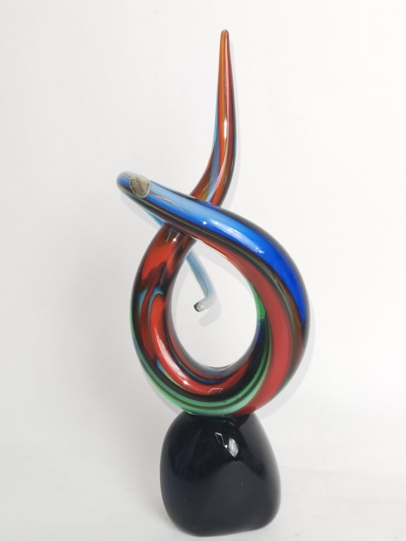 Vintage Murano Italy S. Frattini Glass Love Knot S: Vintage Murano Italy S. Frattini Glass Love Knot Sculpture, 231/600, 12in