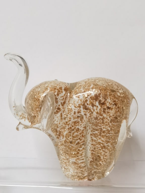 Vintage Murano Italy Glitter Glass Elephant: Vintage Murano Italy Glitter Glass Elephant, 5.25in by 5in