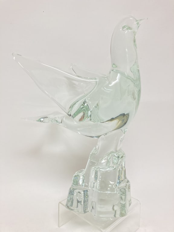 Large Licio Zanetti Mid-Century Murano Glass Dove: Large Licio Zanetti Mid-Century Murano Glass Dove, 11 5/8in by 8.25in