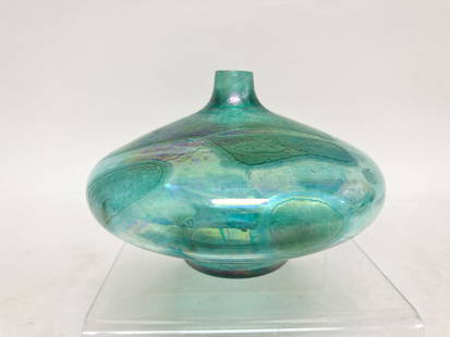 1994 Signed Iridescent Green Art Glass Fuse Lamp: 1994 Signed Iridescent Green Art Glass Fuse Lamp, 3in by 4.25in