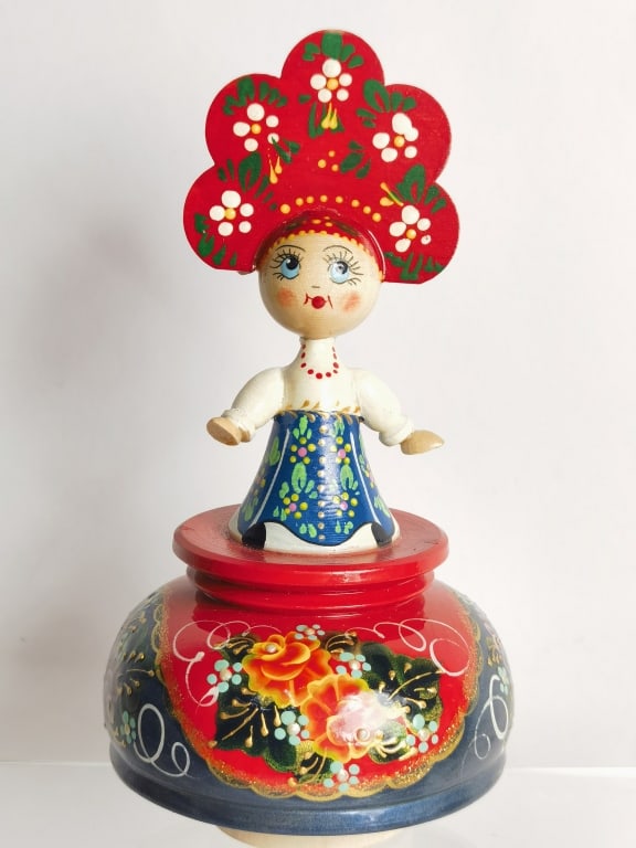 Vintage Russian Katherine Doll Spinning Music Box: Vintage Russian Katherine Doll Spinning Music Box, 8.25in