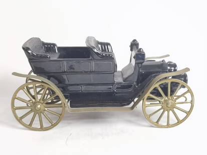 Vintage Lone and Company Ford Model T Ceramic Scul: Vintage Lone and Company Ford Model T Ceramic Sculpture, 14in