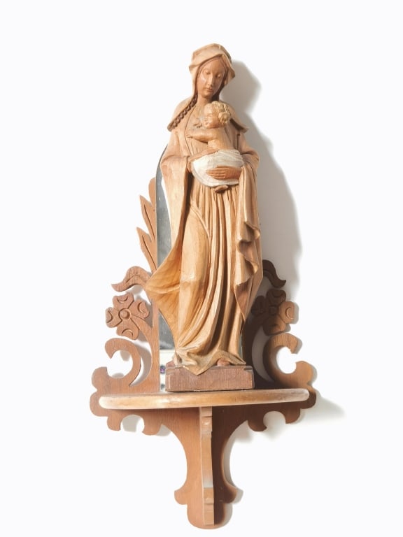 Vintage Wood Carved Madonna and Child: Vintage Wood Carved Madonna and Child, 11.25in