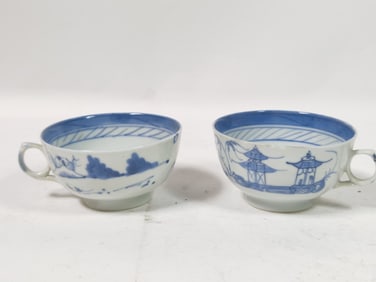 (2) Antique Chinese Export Porcelain B&W Cups
