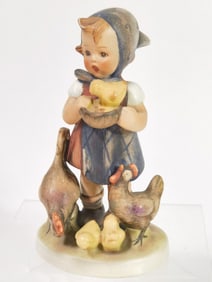 Vintage Goebel Hummel Porcelain "Feeding TIme" Fig