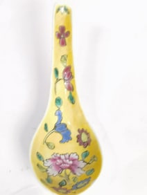 Antique Chinese Porcelain Famille Jaune Spoon