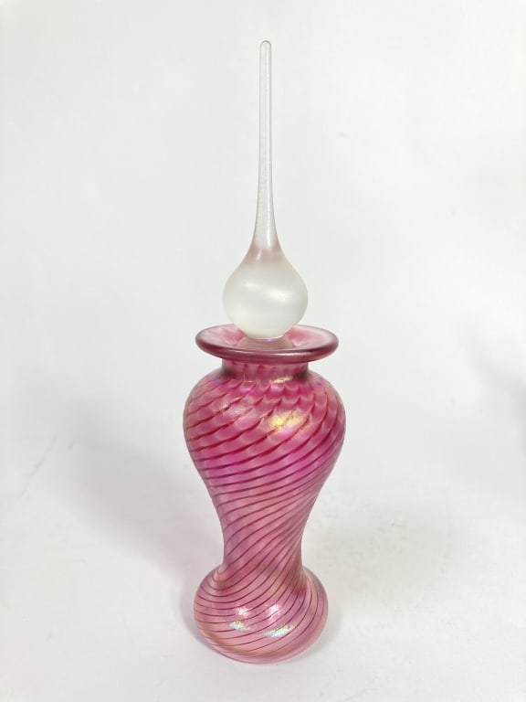 1991 Stuart Abelman Iridescent Pink Swirl Perfume (1 of 5)