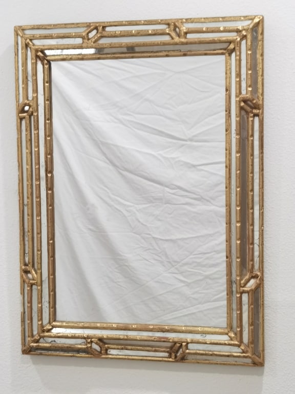 Vintage Gilt Wood Carved Wall Mirror: Vintage Gilt Wood Carved Wall Mirror, 31.25in by 23.25in