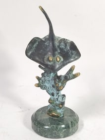 Vintage San Pacific International Stingray Sculptu