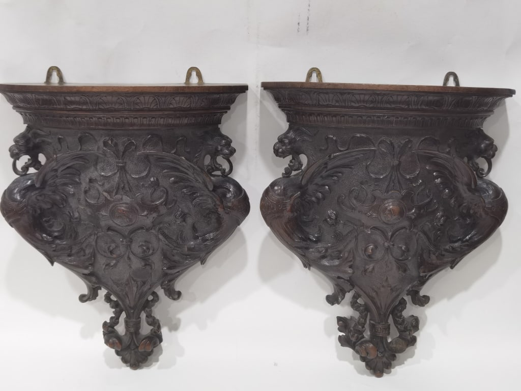 Pr. of Antique Italian Renaissance Revival Walnut Wall Brackets (1 of 20)