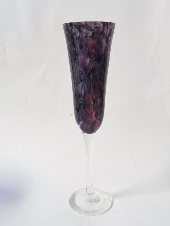 2007 The Glass Forge Amethyst Glass Champagne Flut: 2007 The Glass Forge Amethyst Glass Champagne Flute, 9.75in