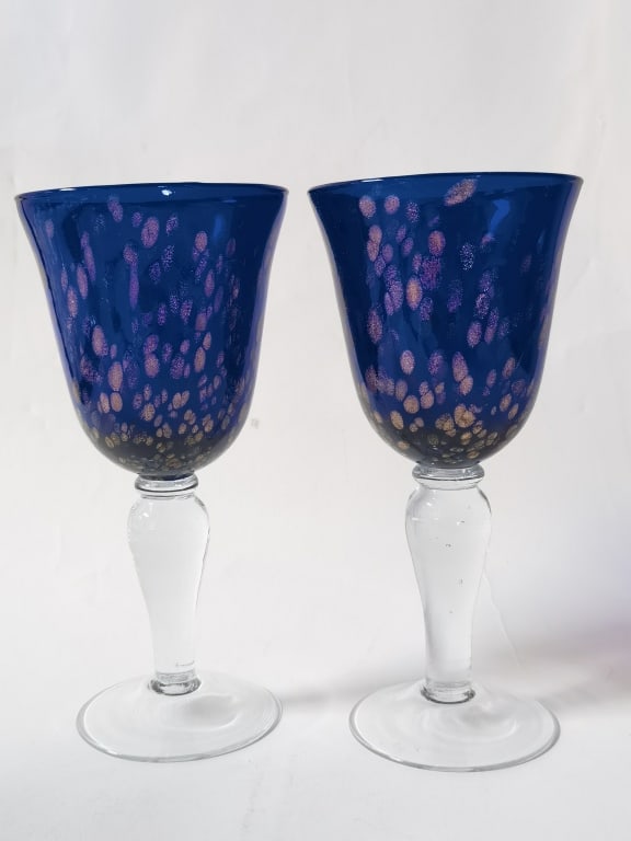 Pr. of Murano Italy Glitter Cobalt Blue Wine Glass: Pr. of Murano Italy Glitter Cobalt Blue Wine Glasses, 7.75in