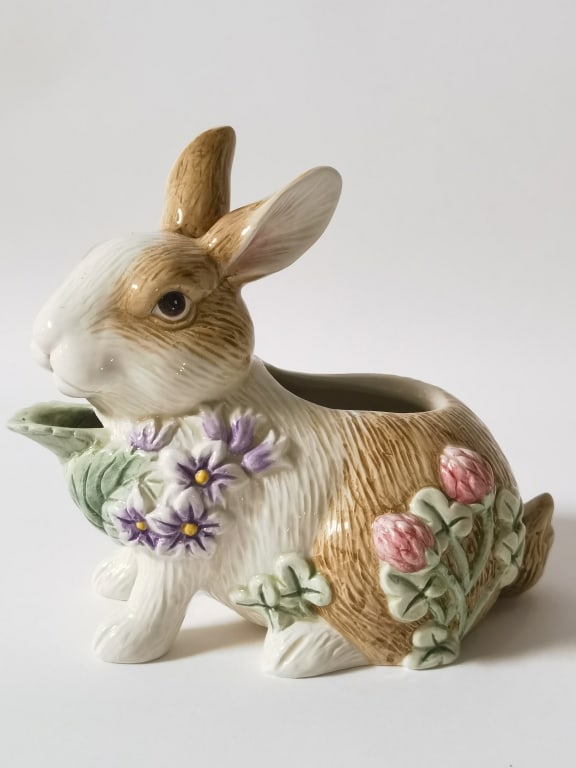 Fitz & Floyd Essentials Porcelain Rabbit Water Pot (1 of 4)