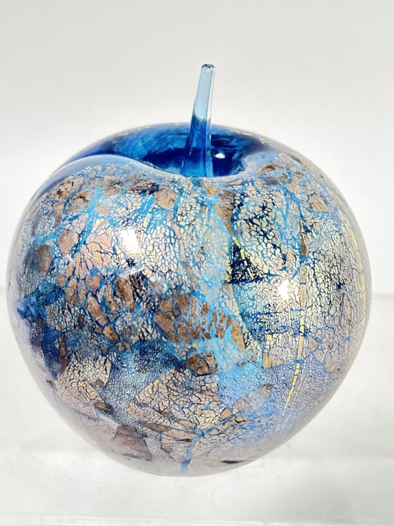 Isle of Wight Glitter Iridescent Blue Art Glass Ap: Isle of Wight Glitter Iridescent Blue Art Glass Apple Paperweight, 3in
