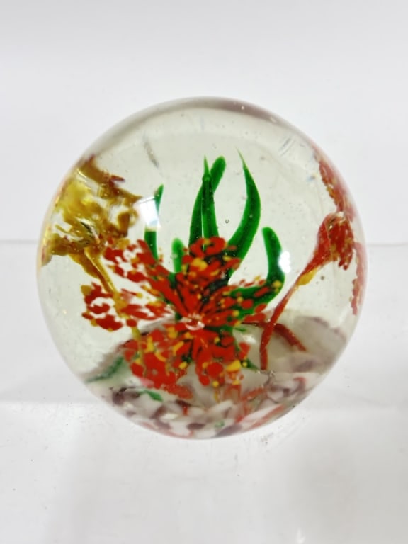 Vintage Unmarked Red Flower Glass Paperweight: Vintage Unmarked Red Flower Glass Paperweight, 2.25in