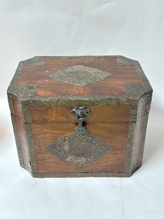 Vintage Bronze Inlaid Wood Jewelry Box: Vintage Bronze Inlaid Wood Jewelry Box, 7 1/8in by 9.75in by 7.5in