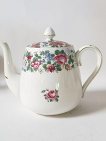 Vintage Crown Staffordshire Thousand Flowers Teapo