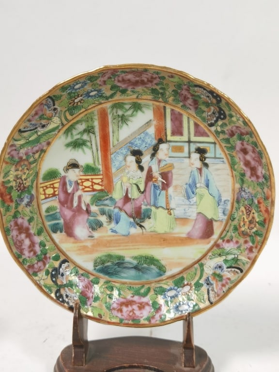 Antique Chinese Export Porcelain Famille Rose Meda: Antique Chinese Export Porcelain Famille Rose Medallion Plate,
