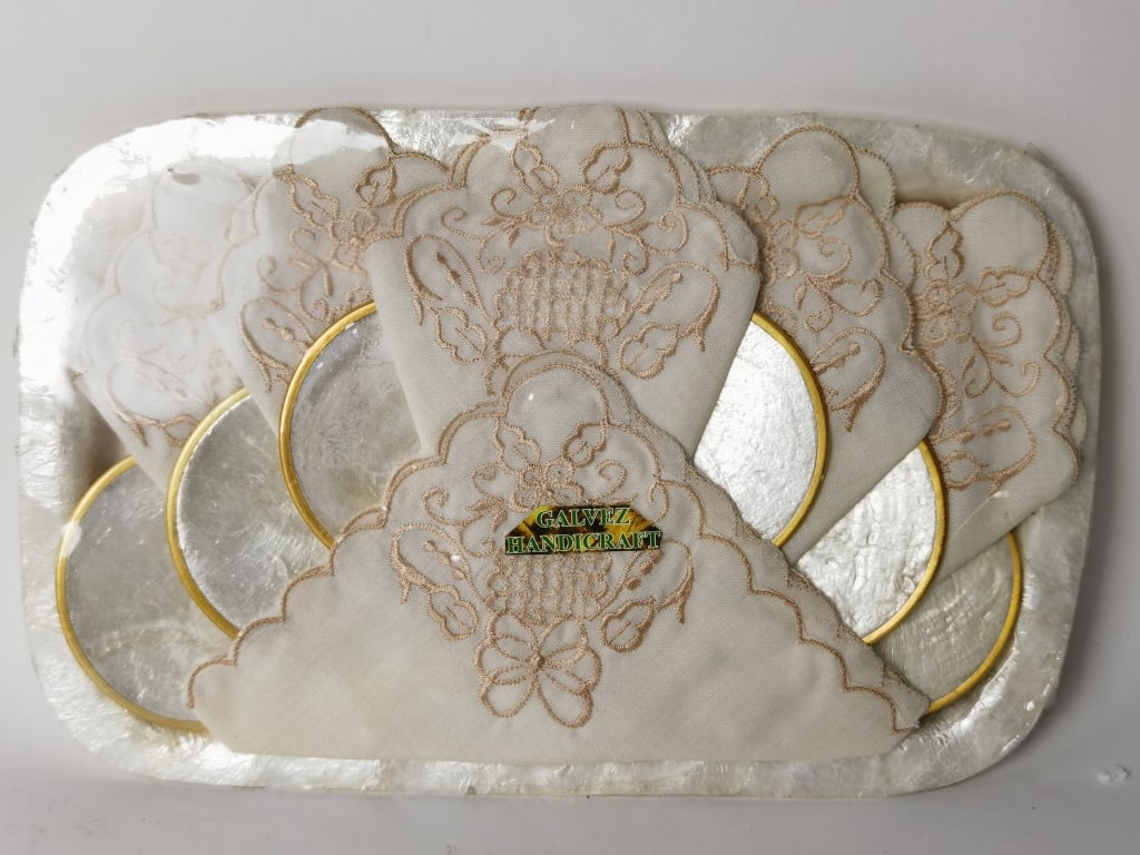 Set of Galvez Handicraft Mother-of-Pearl Coaster M: Set of Galvez Handicraft Mother-of-Pearl Coaster Mats with Napkins, 11in by 7in