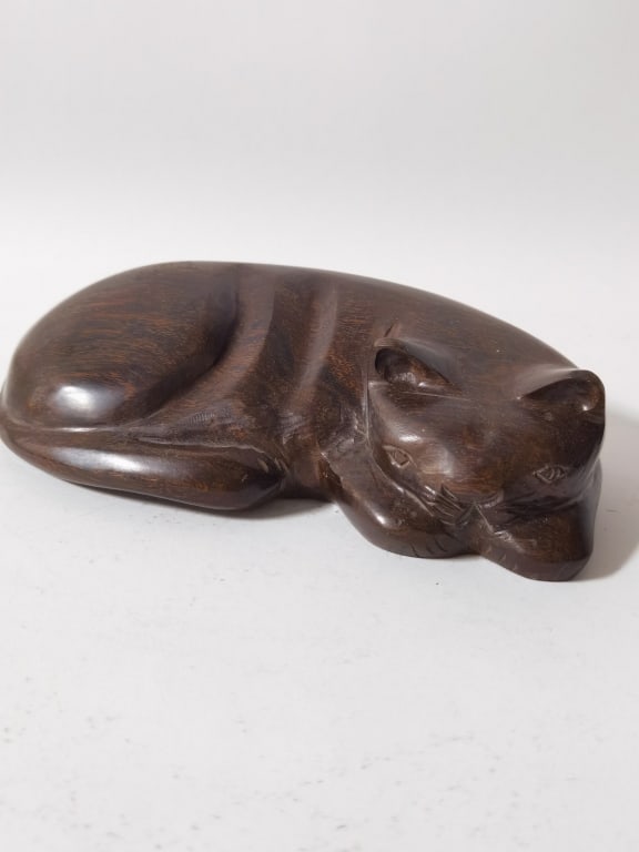 Vintage Wood Hand Carved Cat: Vintage Wood Hand Carved Cat, 8.25in