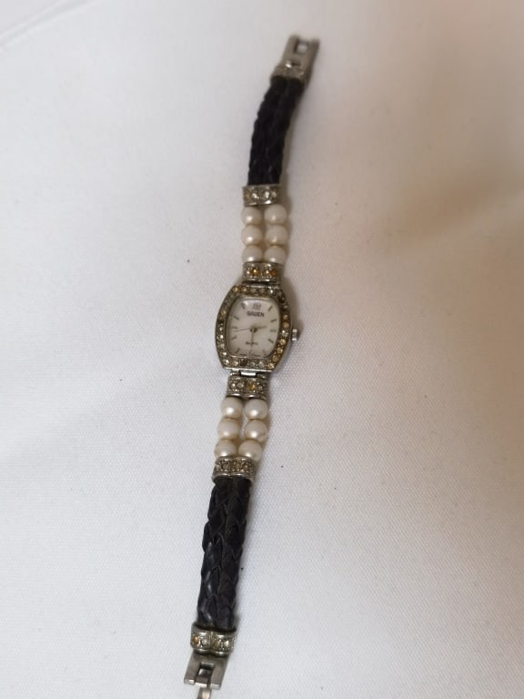 Gruen Rhinestone Faux Pearl Watch: Gruen Rhinestone Faux Pearl Watch